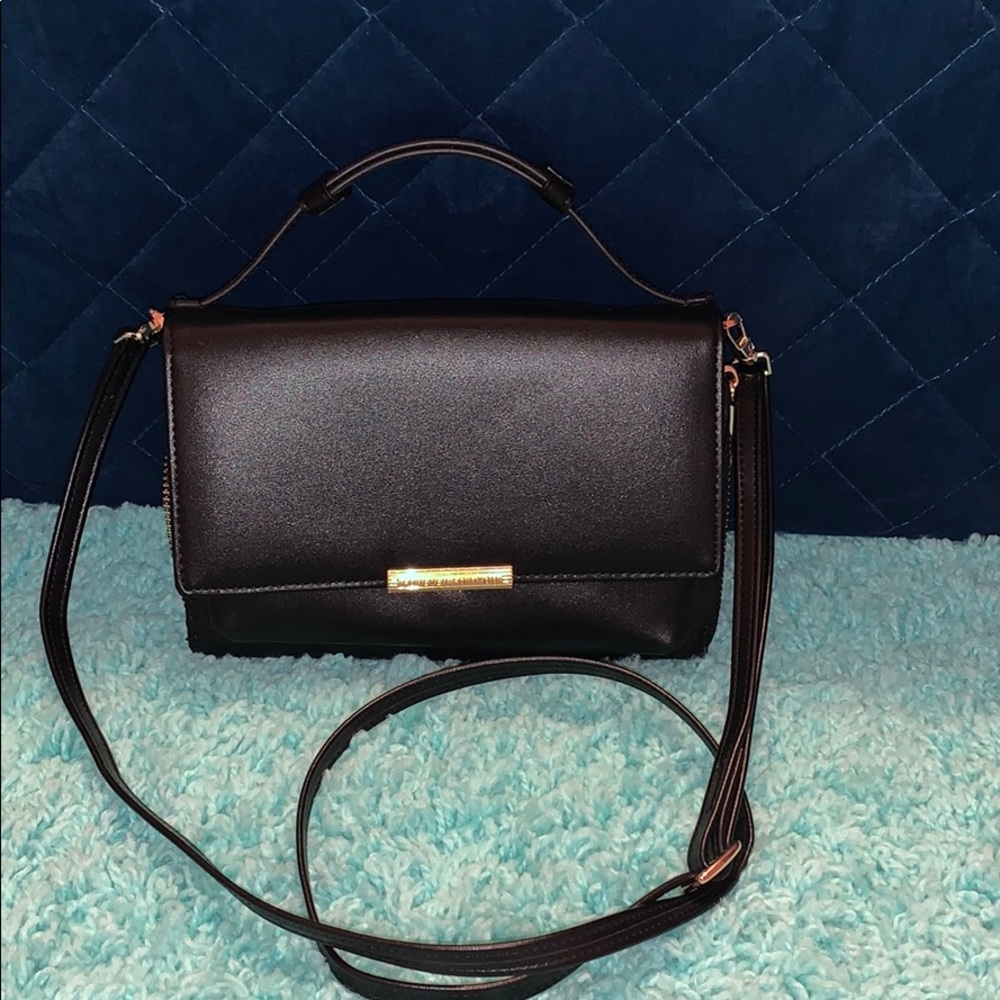 Crossbody bag